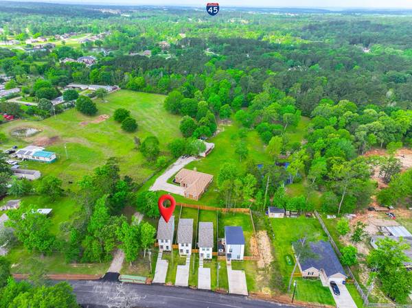 15301 Coaltown RD, Willis, TX 77378