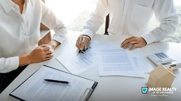 Multiple Offers on Your Home: What Arkansas Sellers Should Know