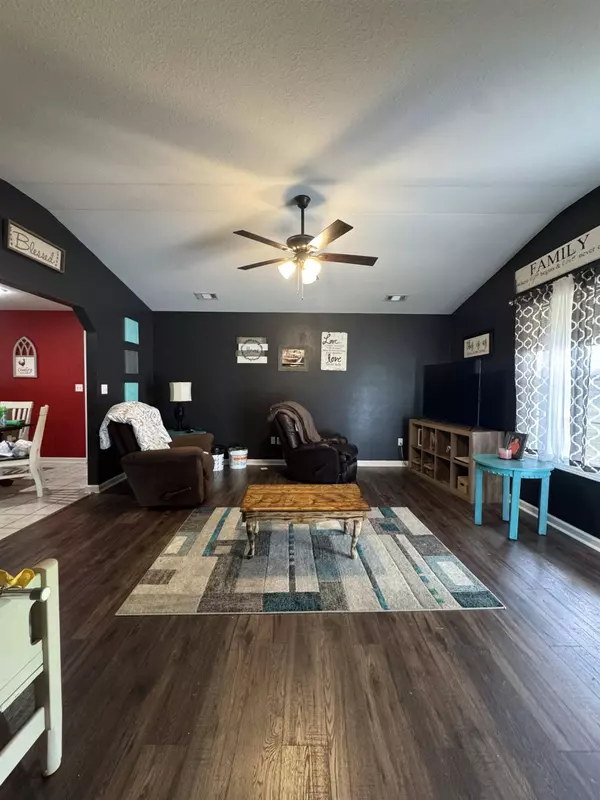 2803 N 4 1/2 Street, Paragould, AR 72450