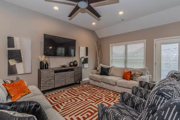 1011 S 59th Street, Paragould, AR 72450