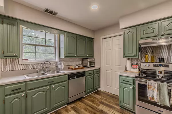 232 Mountain Home Road, Paragould, AR 72450