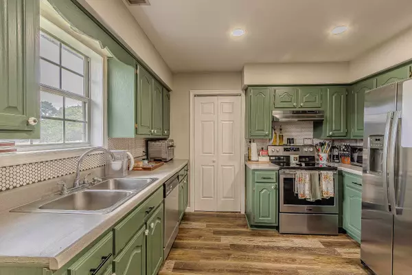 232 Mountain Home Road, Paragould, AR 72450