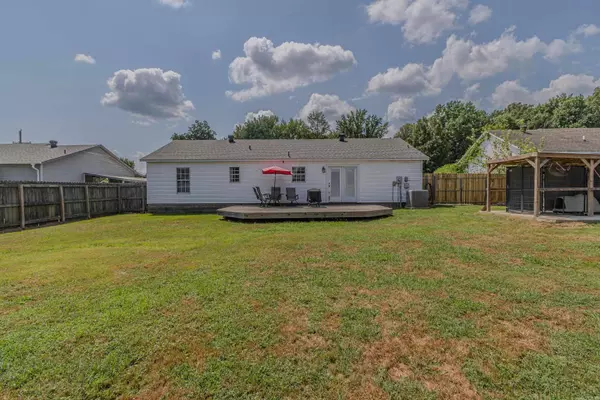 2703 N 5th Street, Paragould, AR 72450