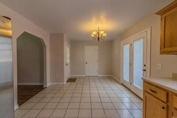 2703 N 5th Street, Paragould, AR 72450