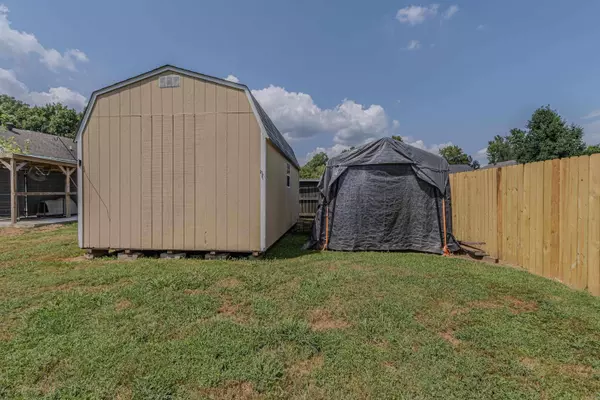 2703 N 5th Street, Paragould, AR 72450
