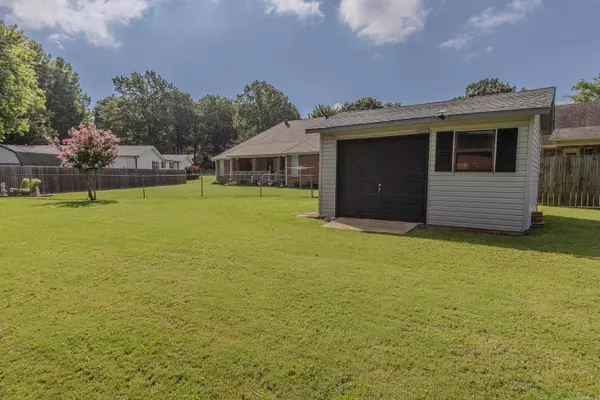 401 Hayes Place, Paragould, AR 72450-0000