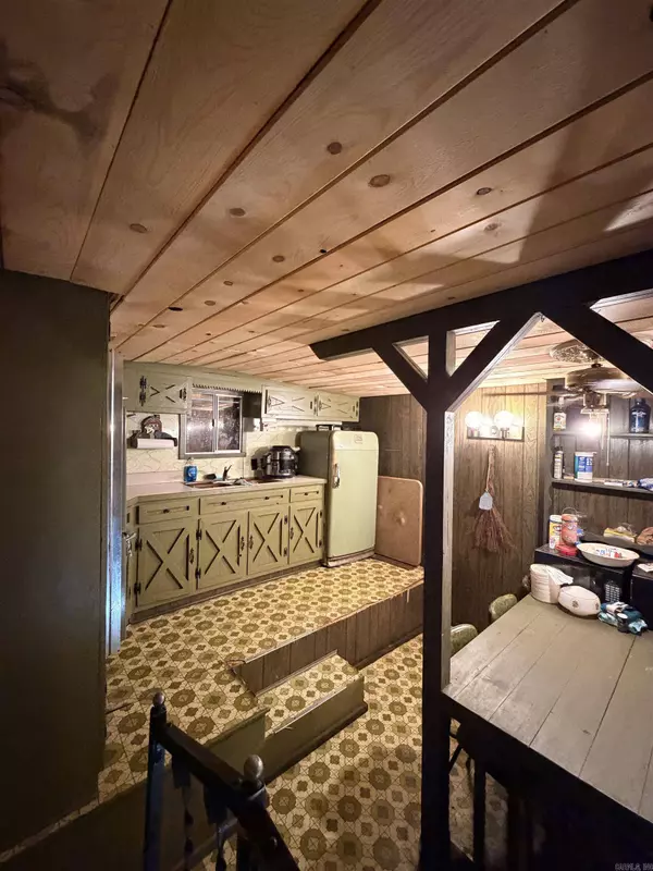 119 Edna Avenue, Highland, AR 72542