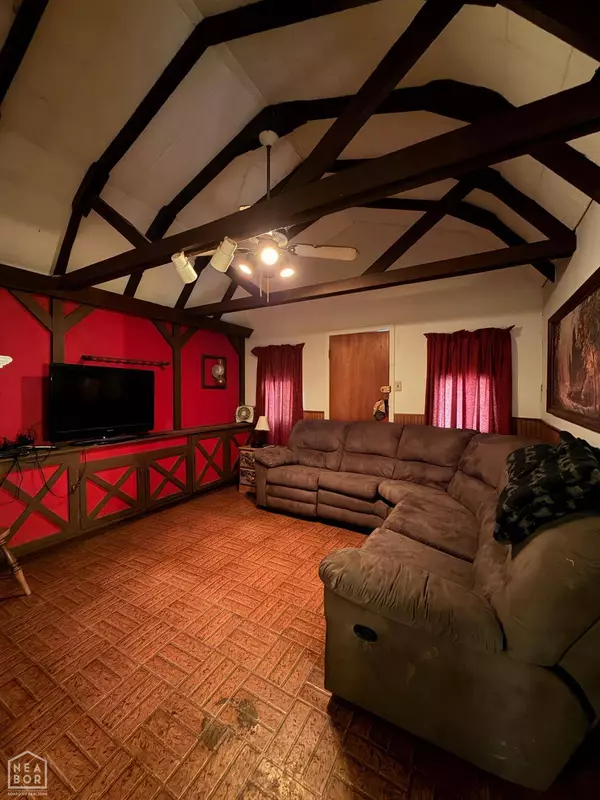 119 Edna Avenue, Hardy, AR 72542