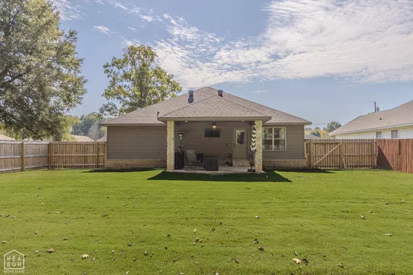 1201 William Hall, Paragould, AR 72450