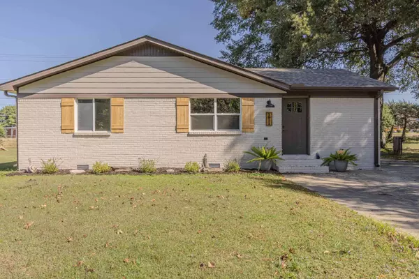 1811 Magnolia Ln Lane, Paragould, AR 72450