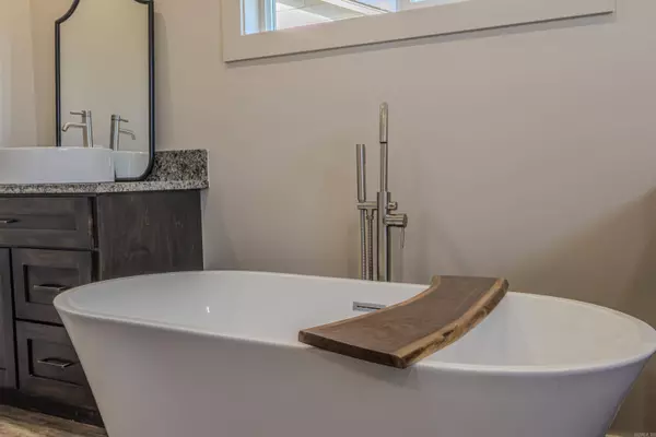 1811 Magnolia Ln Lane, Paragould, AR 72450