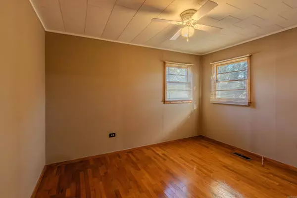 1405 S 9th Street, Paragould, AR 72450