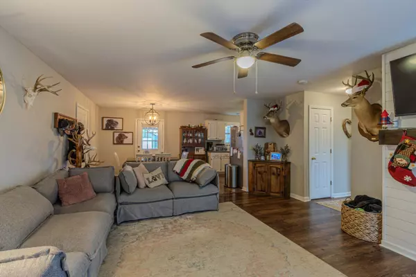 391 Lois Lane, Paragould, AR 72450