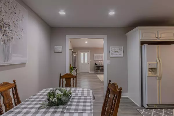 2801 Trowbridge Drive, Paragould, AR 72450