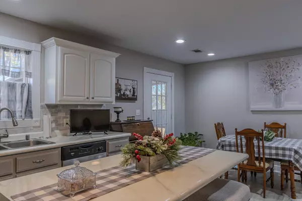 2801 Trowbridge Drive, Paragould, AR 72450