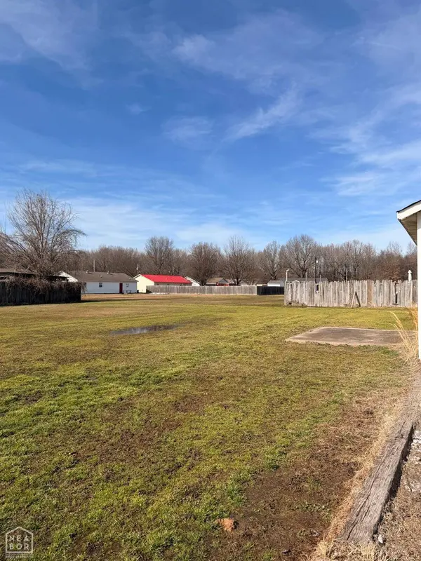 300 N 18 1/2 Avenue N, Paragould, AR 72450