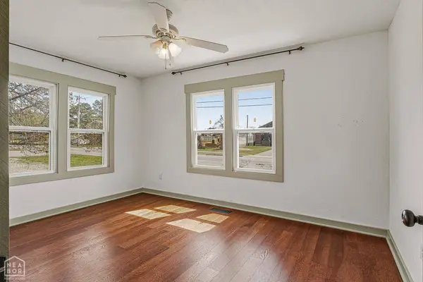 1011 W Court Street W, Paragould, AR 72450