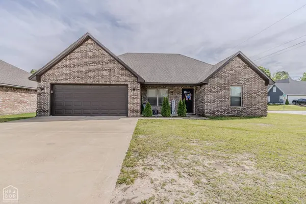 302 Stacy Drive, Paragould, AR 72450