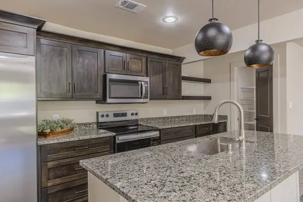 1811 Magnolia Ln, Paragould, AR 72450