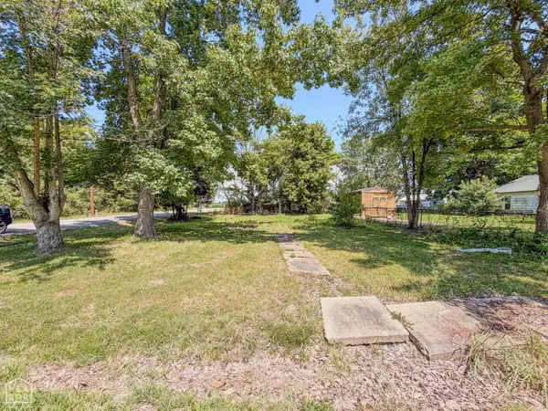 701 S 7th Avenue, Paragould, AR 72450