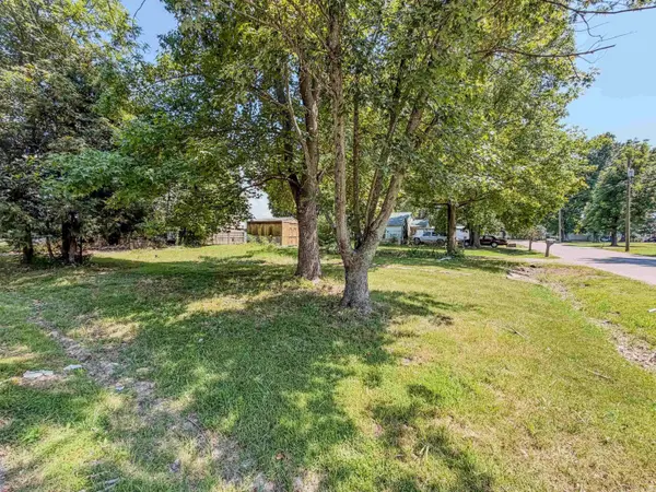 701 S 7th Avenue, Paragould, AR 72450