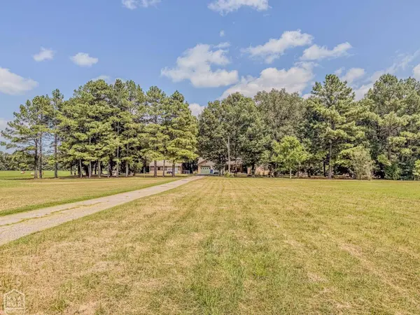 2100 Greene 514 Road, Paragould, AR 72450