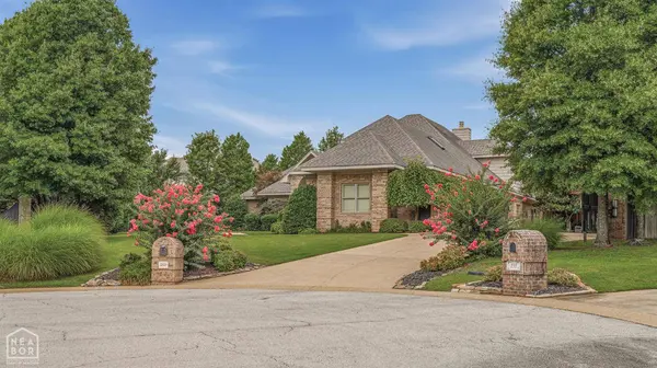 2321 Grand Oaks Cove, Jonesboro, AR 72404