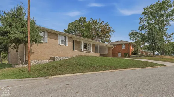 1509 Crestview Dr, Paragould, AR 72450