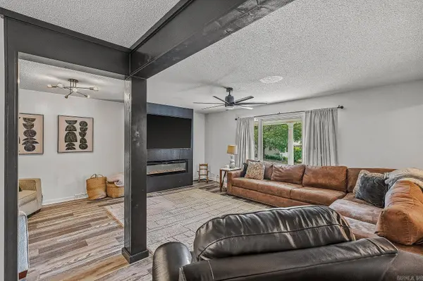 1509 Crestview Drive, Paragould, AR 72450