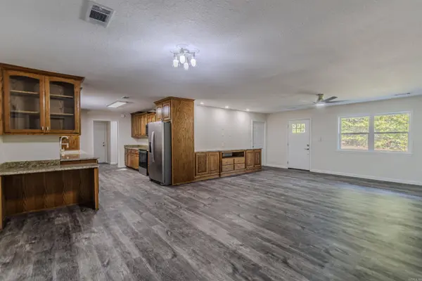 1100 N 74th, Paragould, AR 72450