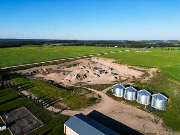 Mountain View County, AB T0M,5035 Township Road 334