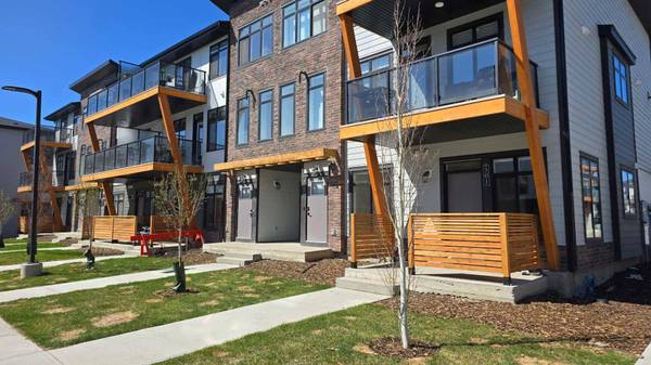 562 Seton CIR Southeast #301, Calgary, AB T3M 3Y5