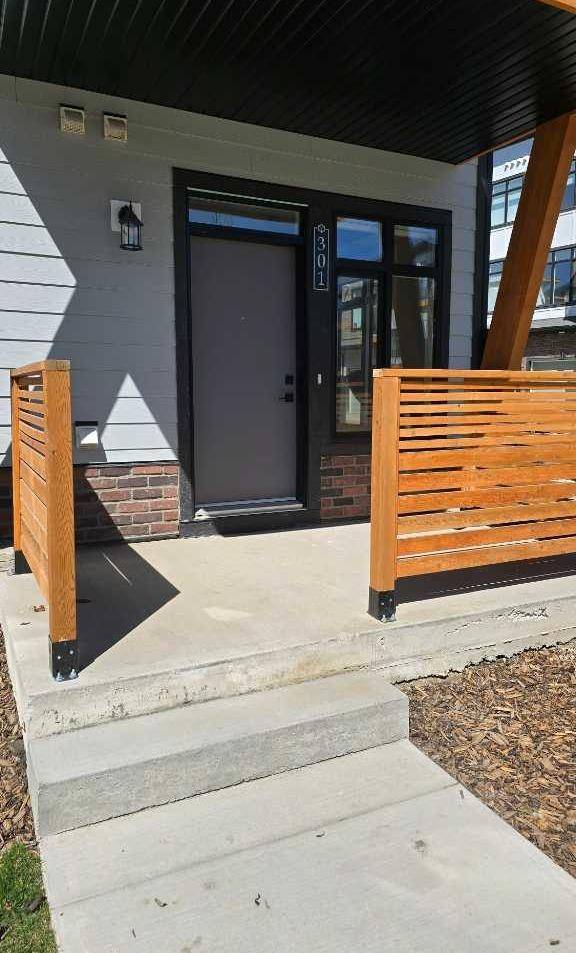 562 Seton CIR Southeast #301, Calgary, AB T3M 3Y5