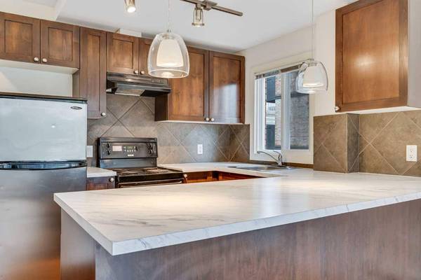 1025 14 AVE Southwest #415, Calgary, AB T2R 0N9
