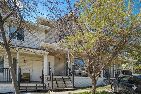 950 Arbour Lake RD NW #112, Calgary, AB T3G 5B3