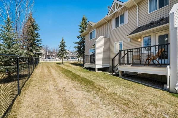 950 Arbour Lake RD NW #112, Calgary, AB T3G 5B3