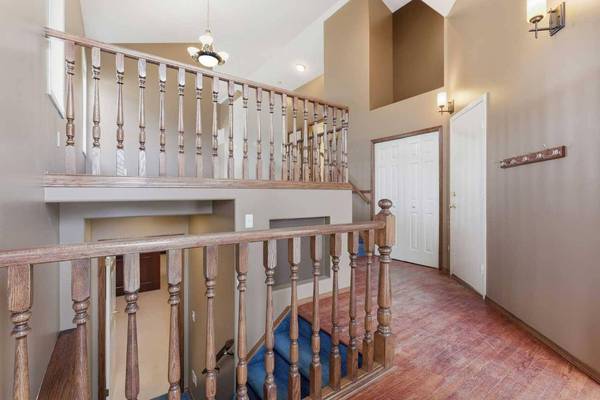 24 Sierra Nevada Rise SW, Calgary, AB T3H 3H6
