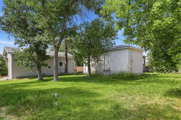 7244 W Ogden RD SE, Calgary, AB T2V 1B6