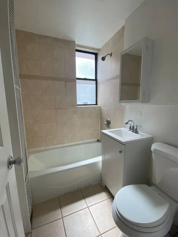 164 OGDEN AVE  #102, Jc Heights, NJ 07307