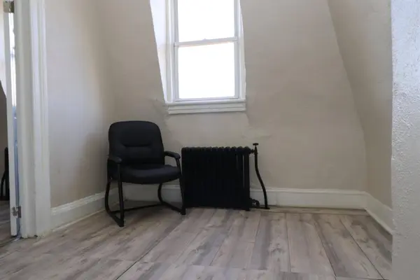 24 GRAY ST ##3, Jc Journal Square, NJ 07302