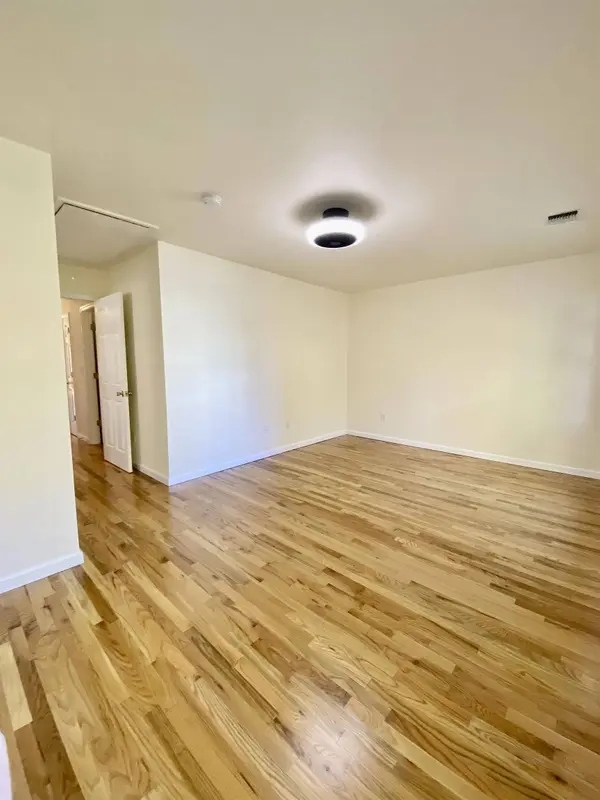 217 NEW YORK AVE, Jc Heights, NJ 07307