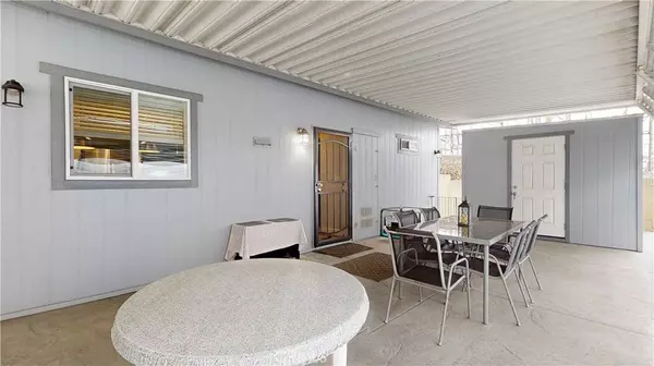3595 Santa Fe AVE #215, Long Beach, CA 90810