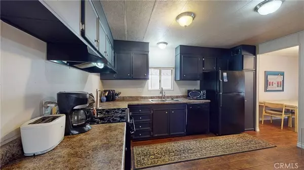 3595 Santa Fe AVE #214, Long Beach, CA 90810