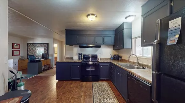 3595 Santa Fe AVE #214, Long Beach, CA 90810