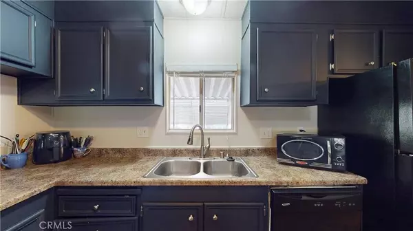 3595 Santa Fe AVE #214, Long Beach, CA 90810