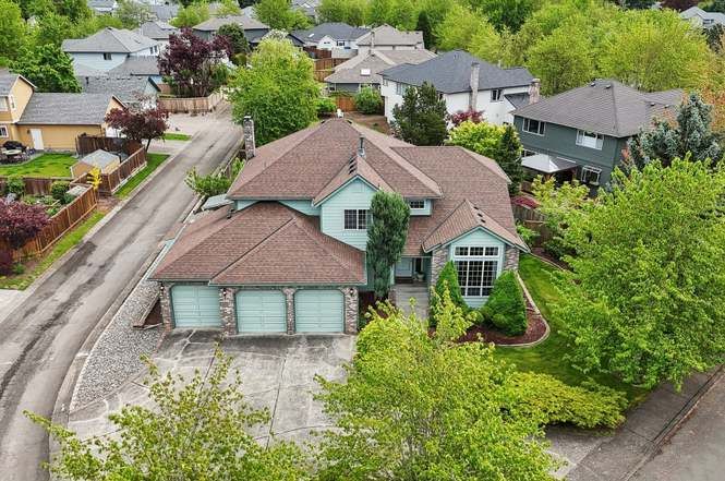 Touring Homes in Vancouver