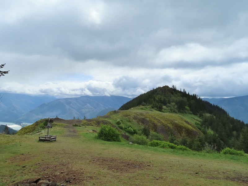 Hardy Ridge