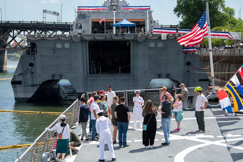 Rose Festival Fleet Week