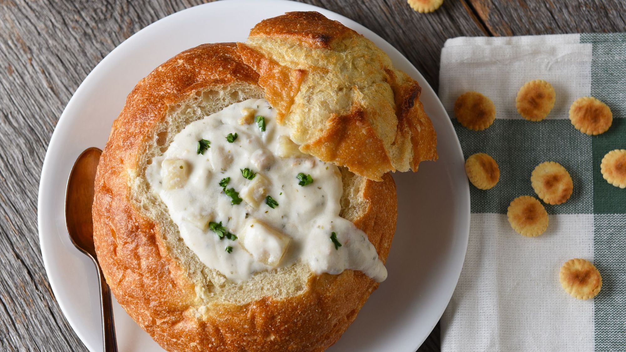 Clam chowder bread bowl - Vancouver WA restaurants