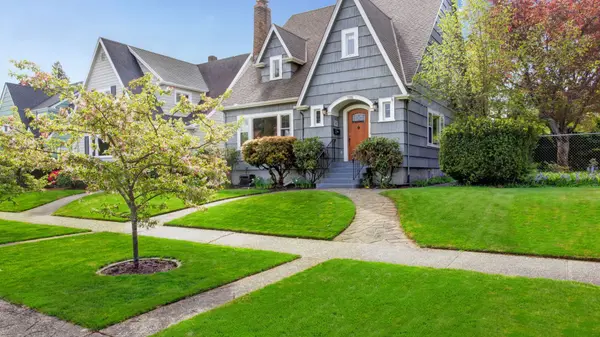 8 Curb Appeal Renovations to Sell Your SW Washington Home Faster